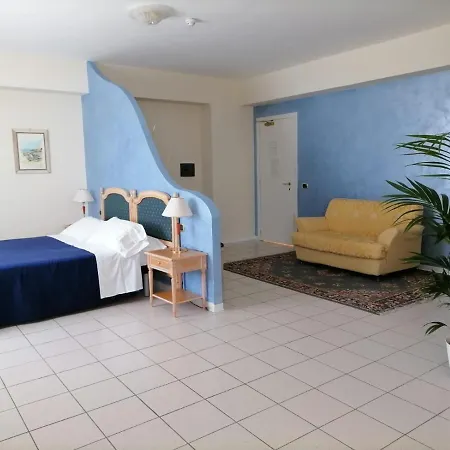 Hotel Partenone 4*