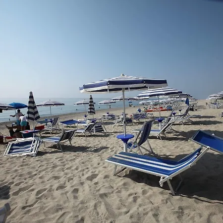 Partenone 4*