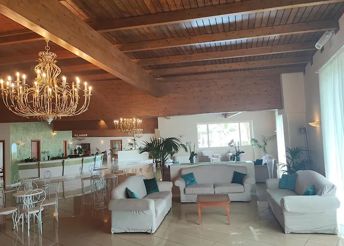 Partenone מלון 4*